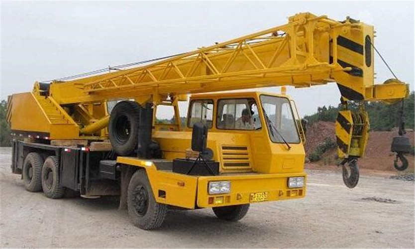 酒泉市25吨吊车用在哪些场景
